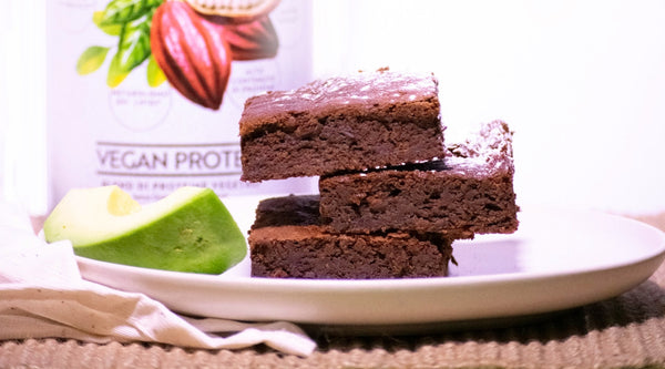 Brownies cioccolato e avocado con Vegan Protein Cacao & Moringa